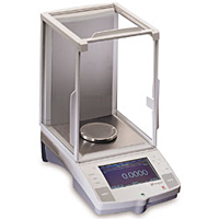 Voyager Pro Analytical/Precision Balances